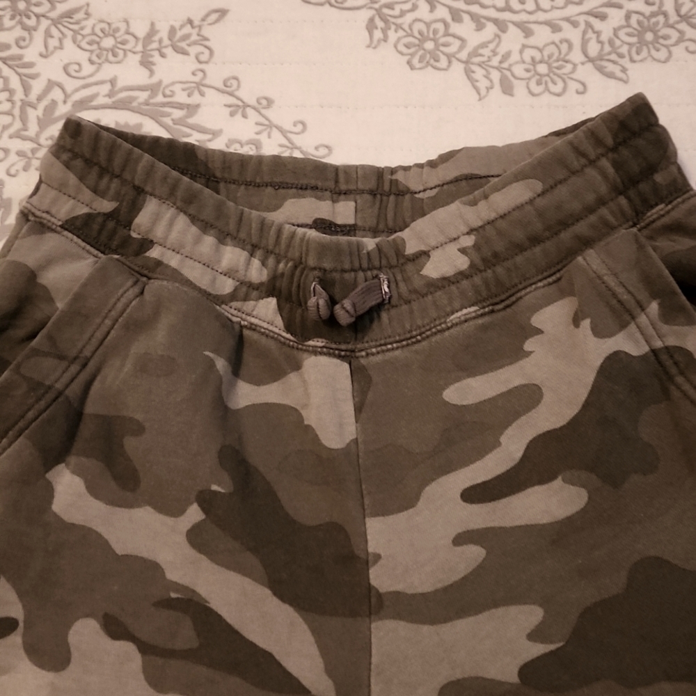 Pants - Picture 2 of 5